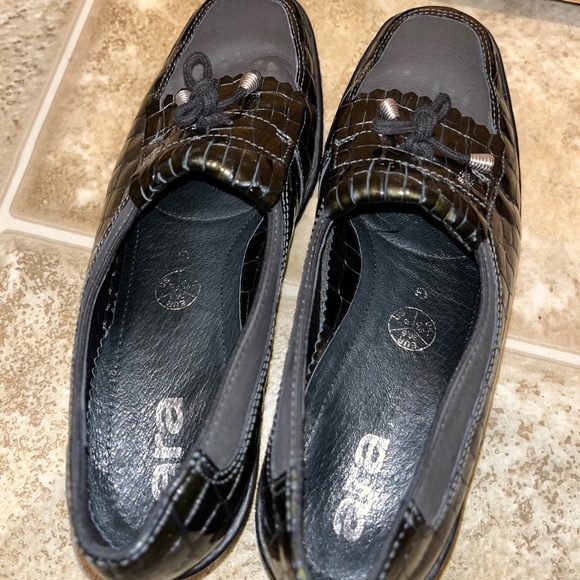 ara Women’s Green Croc Embossed Leather Loafers Sz-6 - Picture 2 of 9